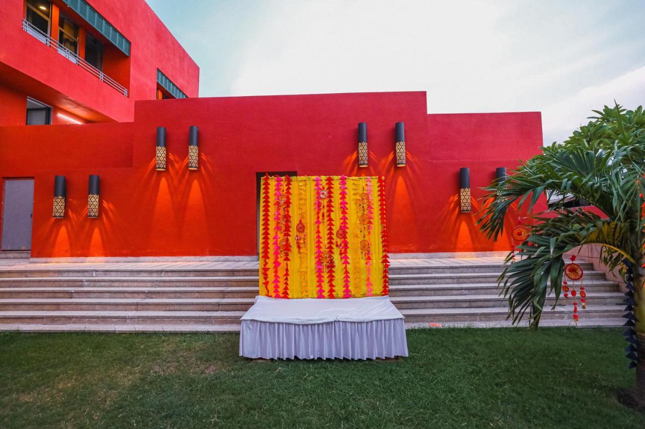Gulab Kothi By Royal Orchid Hotels Limited Варанаси Екстериор снимка