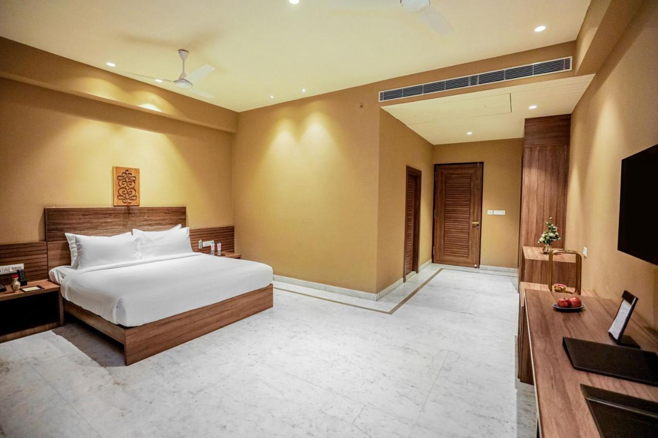 Gulab Kothi By Royal Orchid Hotels Limited Варанаси Екстериор снимка