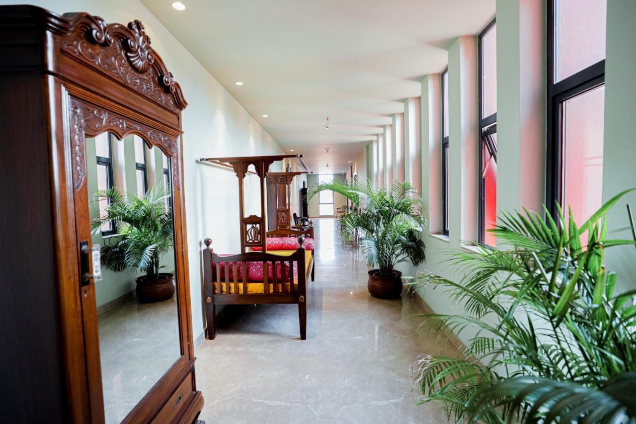 Gulab Kothi By Royal Orchid Hotels Limited Варанаси Екстериор снимка