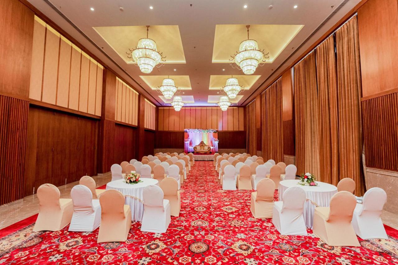 Gulab Kothi By Royal Orchid Hotels Limited Варанаси Екстериор снимка