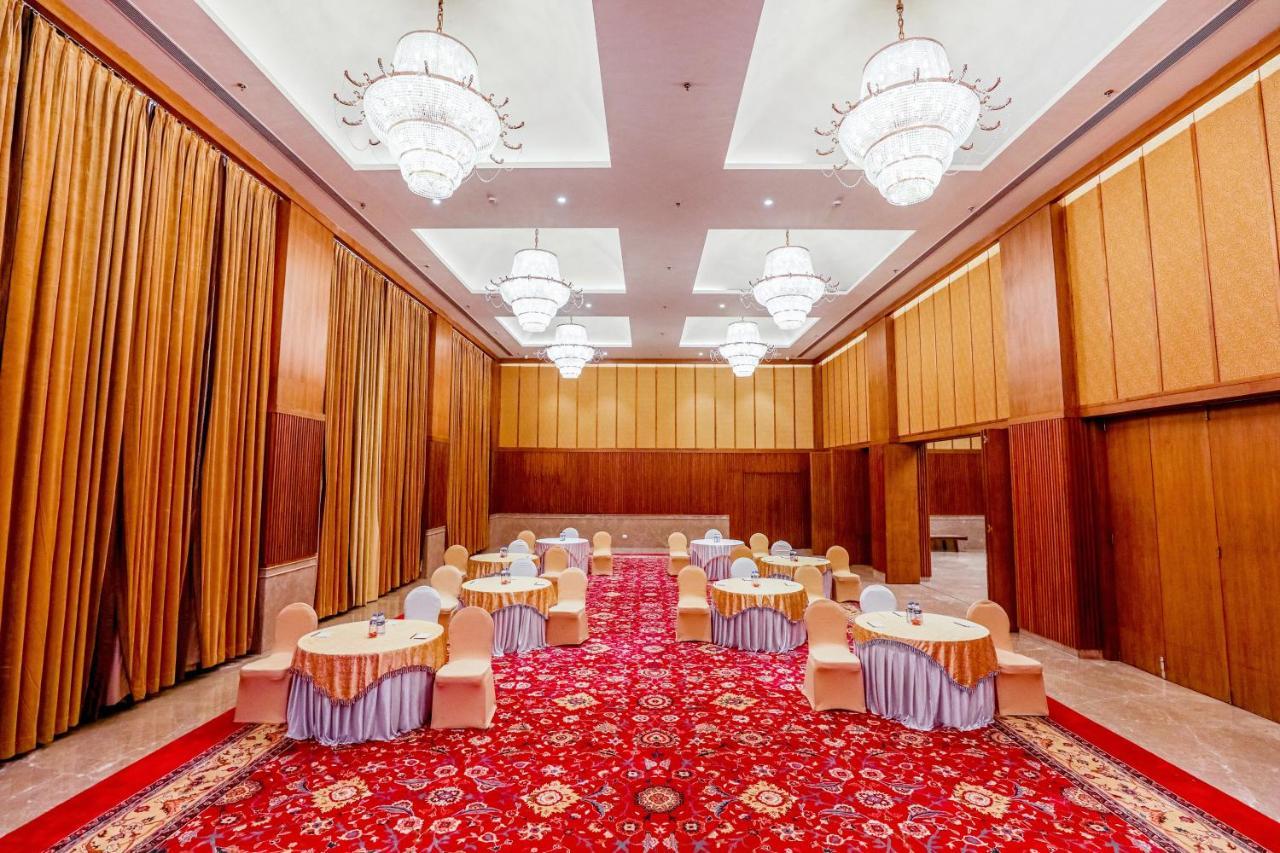 Gulab Kothi By Royal Orchid Hotels Limited Варанаси Екстериор снимка