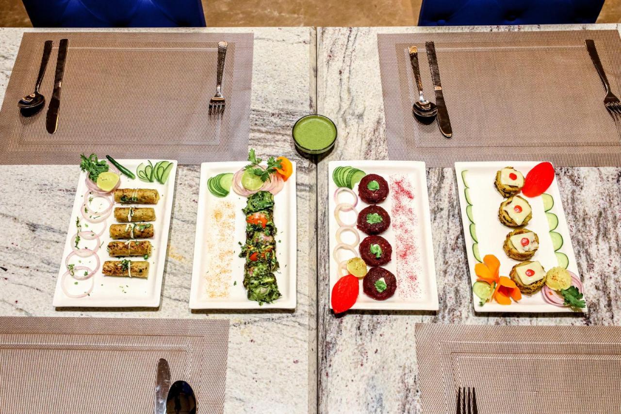 Gulab Kothi By Royal Orchid Hotels Limited Варанаси Екстериор снимка